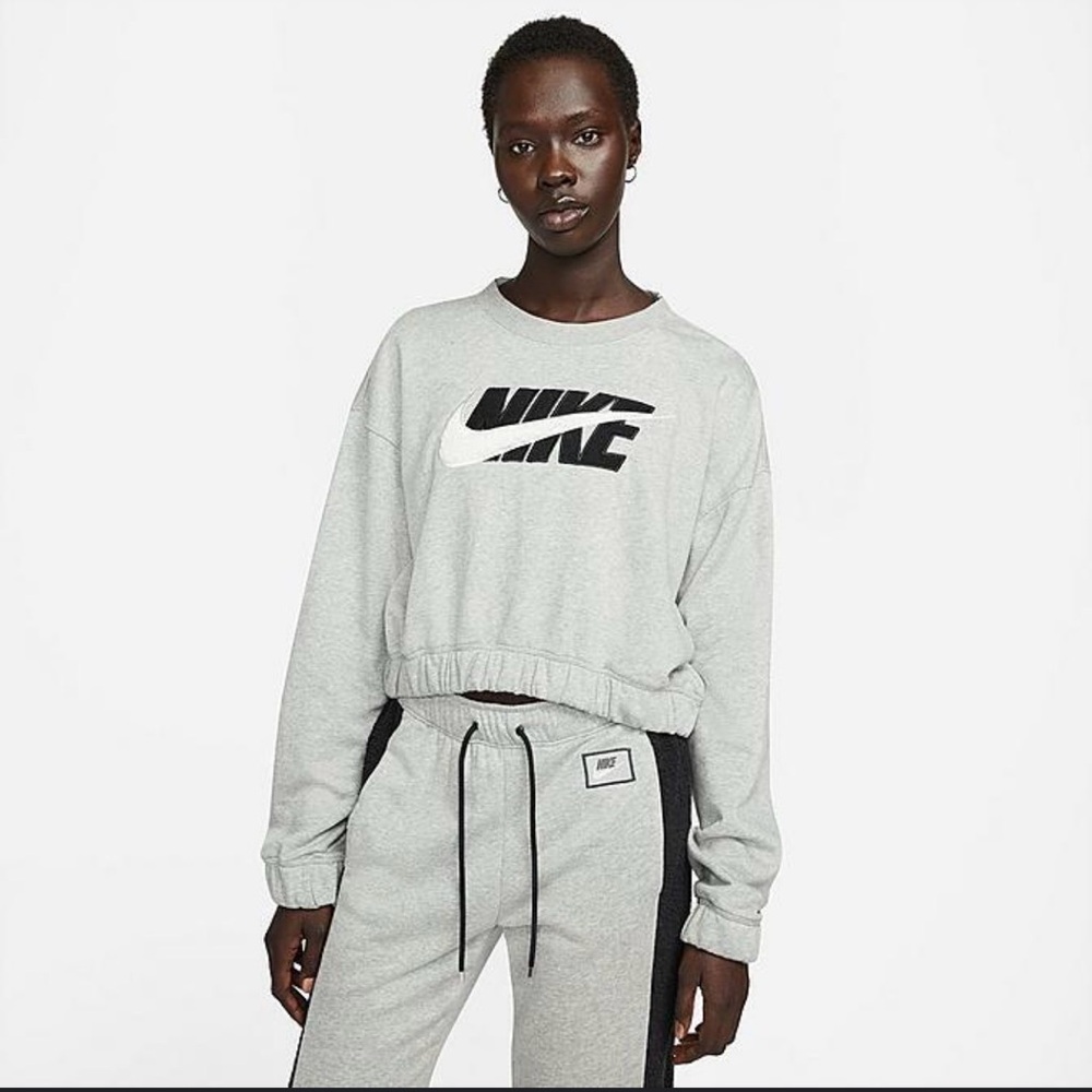 Nike women’s oversized fleece sweatshirt